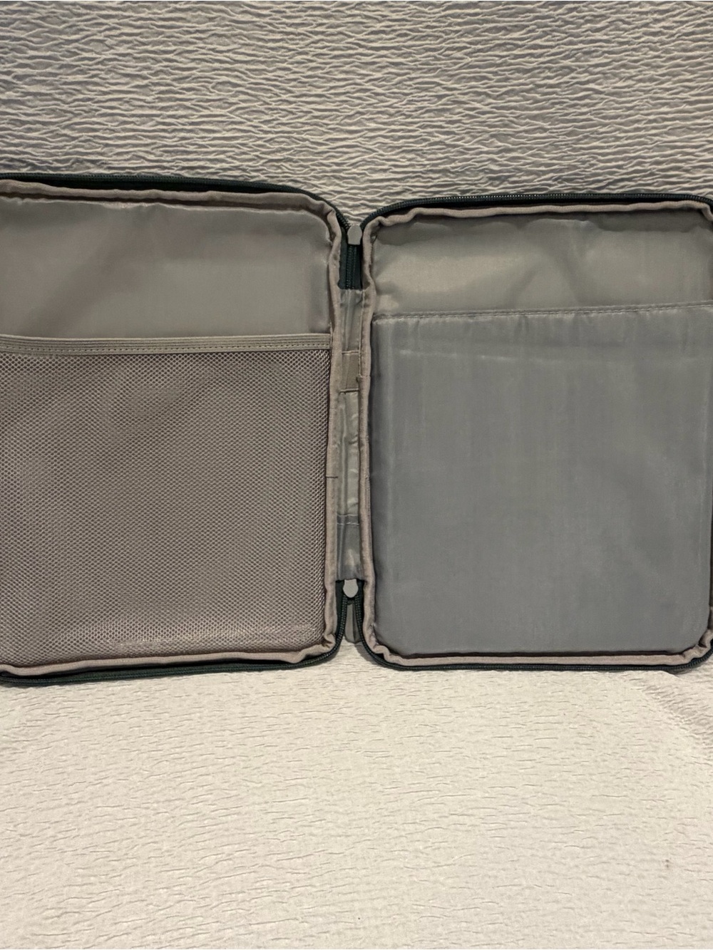 Amazon Teal Tablet Sleeve Organizer with Mesh Pocket